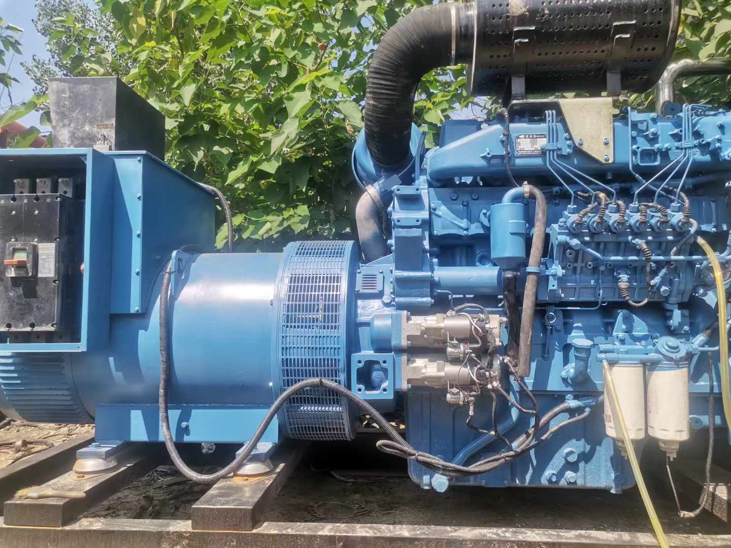 仪陇详细说明降低 800kW 柴油发电机输出电流波动的方法